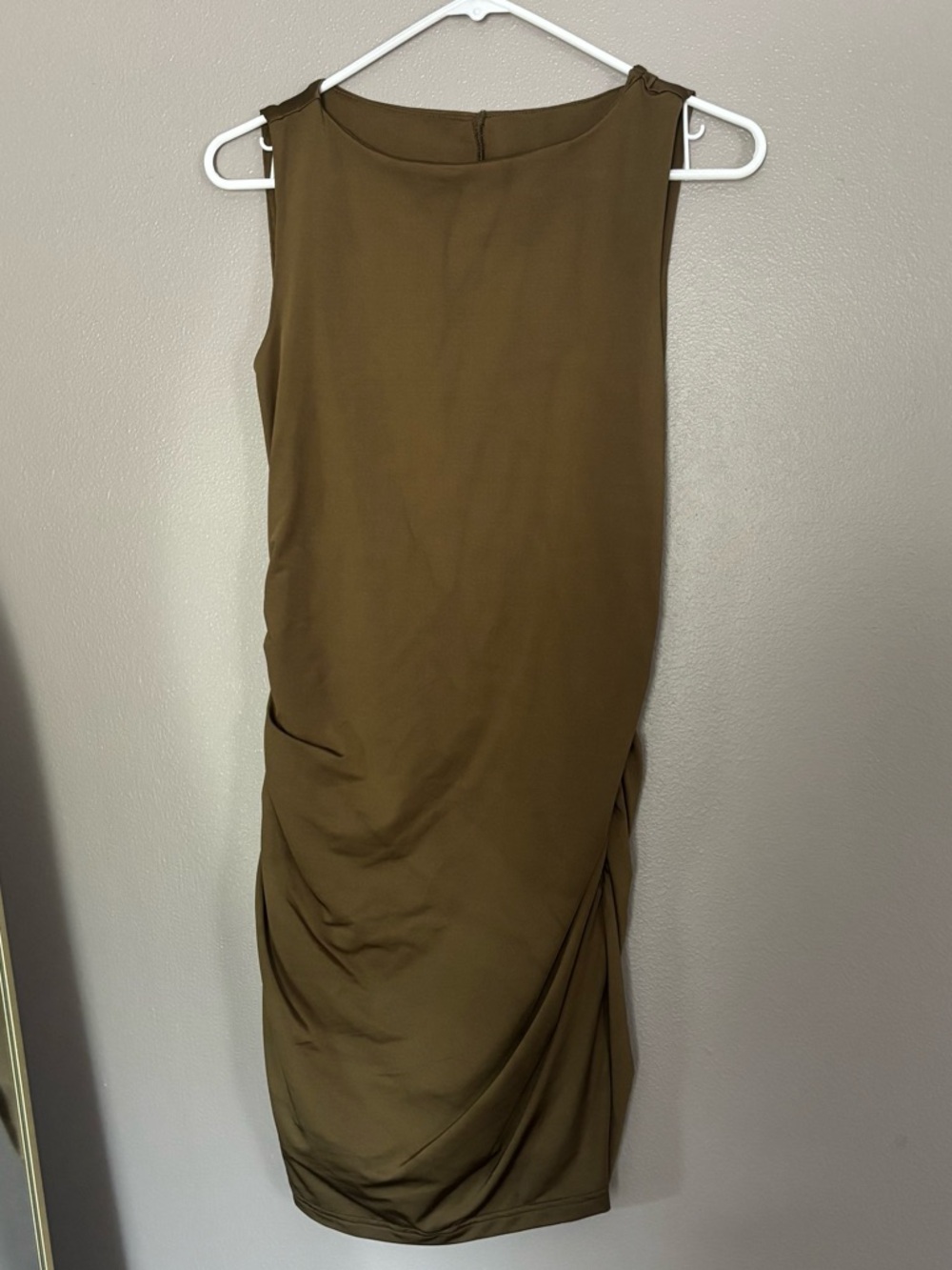 Sleek olive green sleeveless dress